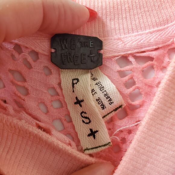 We The Free Sweater Womens Small Pink Lace Eyelet Pullover Y2K Fairy Grunge Punk - Picture 4 of 9